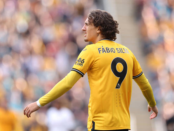 Wolves Tolak Tawaran Pinjaman Genoa untuk Fabio Silva
