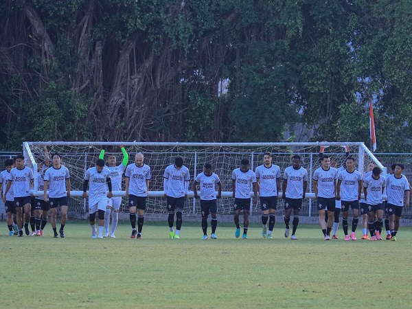 Semen Padang FC diminta tampil lebih baik pada pekan kedua