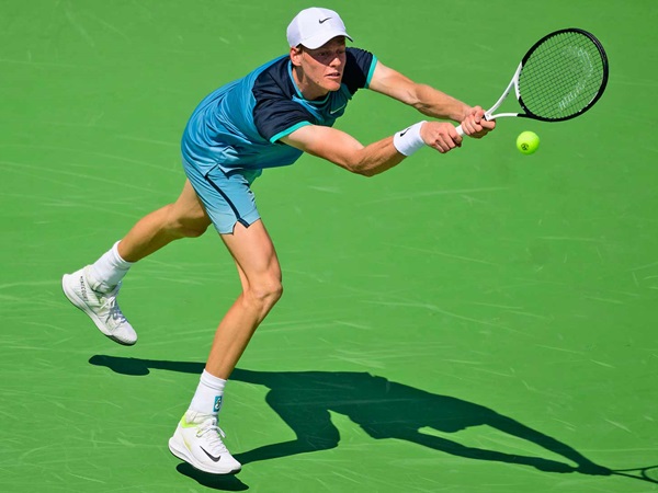 Jannik Sinner Terseok-Seok Atasi Alexander Zverev Demi Final Di Cincinnati