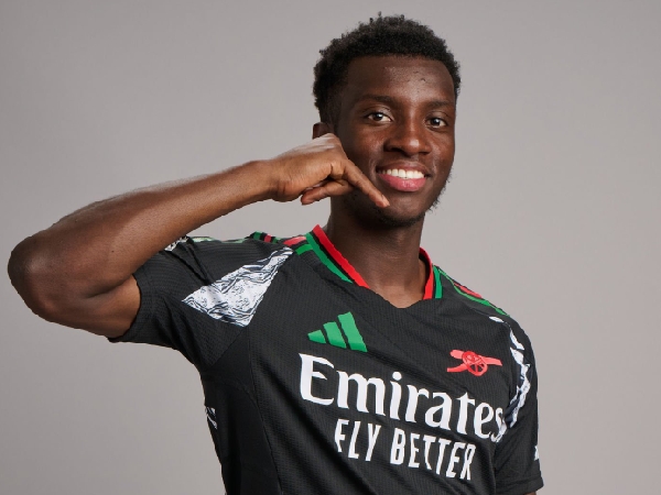 Arsenal akan menjual Eddie Nketiah ke Nottingham Forest