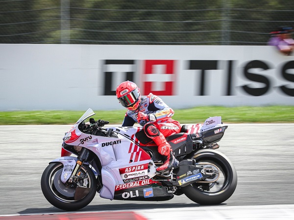 Jorge Lorenzo lihat Marc Marquez masih terpengaruhi cedera lamanya.