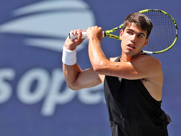 Carlos Alcaraz Tak Pusingkan Pergelangan Kaki Jelang US Open