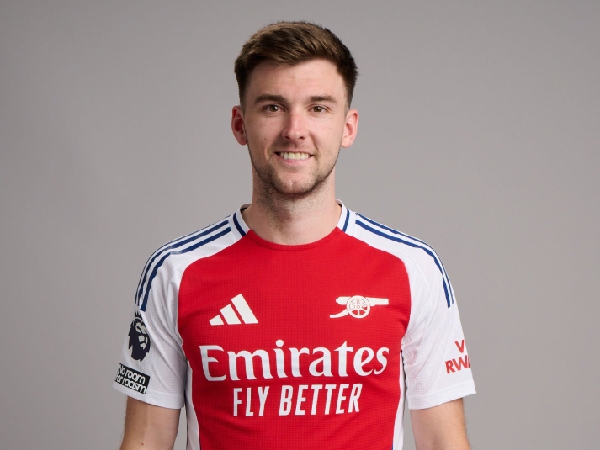 Kieran Tierney diperkirakan akan meninggalkan Arsenal musim panas ini