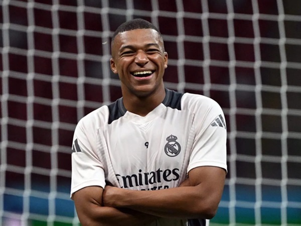 Kylian Mbappe Potong Rambut Sebelum Lawan Valladolid