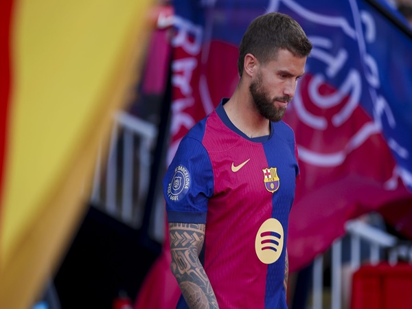 Inigo Martinez Bela Keputusan Nico Williams Bertahan di Bilbao