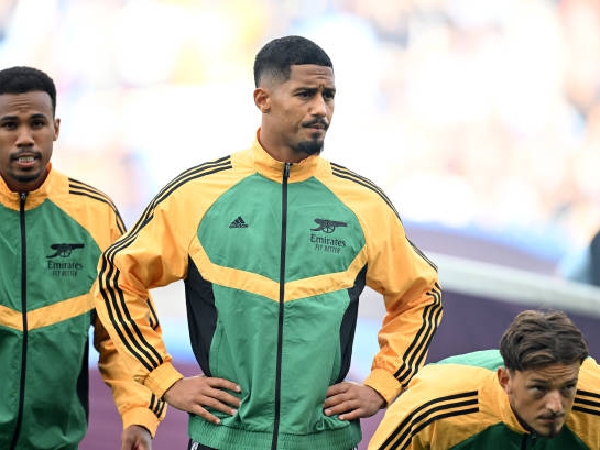 William Saliba merupakan kekuatan utama di jantung pertahanan Arsenal