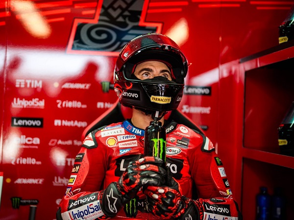 Francesco Bagnaia berniat contoh gaya balap Marc Marquez di Aragon.