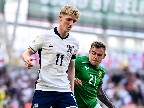 Anthony Gordon dipuji oleh pelatih sementara Inggris, Lee Carsley