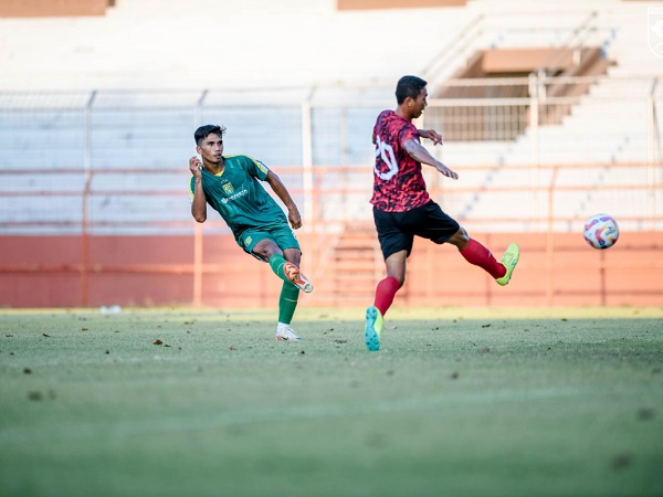 Penyerang lokal Persebaya Surabaya, Rizky Dwi Pangestu