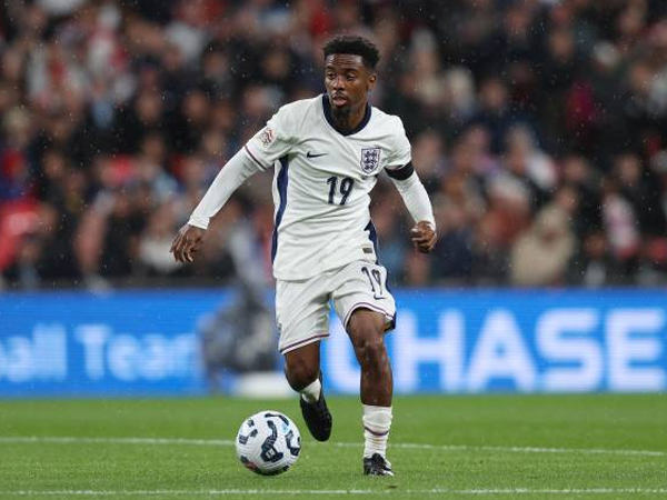 Debut Gemilang Bagi Inggris, Lee Carsley Puji Penampilan Angel Gomes