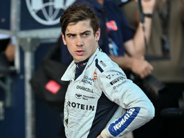 Franco Colapinto didatangkan untuk menggantikan pembalap Amerika Serikat, Logan Sargeant. (Foto: AP)