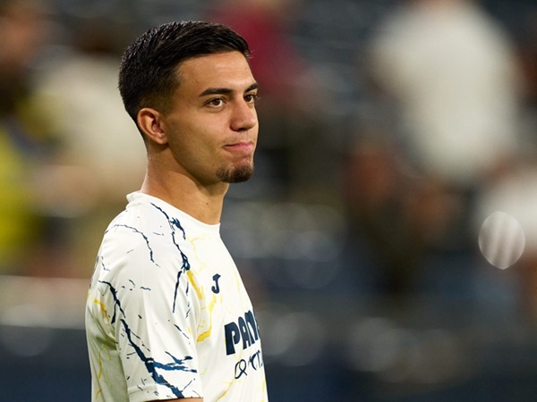Ilias Akhomach Tak Menyesal Tinggalkan Barcelona