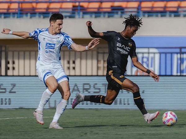 Winger Dewa United FC, Alta Ballah