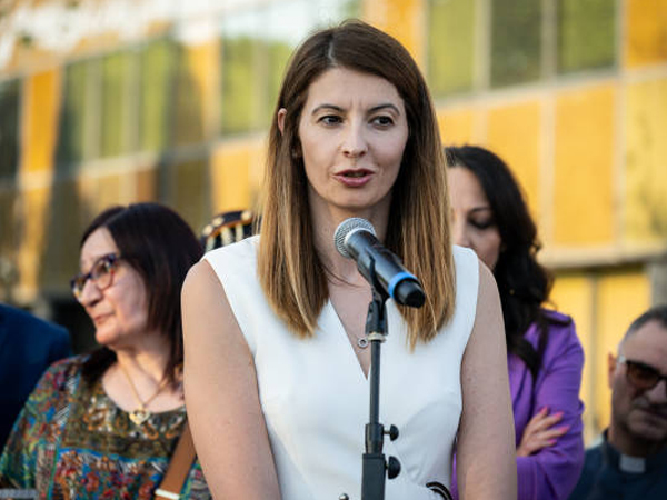 Fans Marah Daniele De Rossi Dipecat, CEO AS Roma Mengundurkan Diri