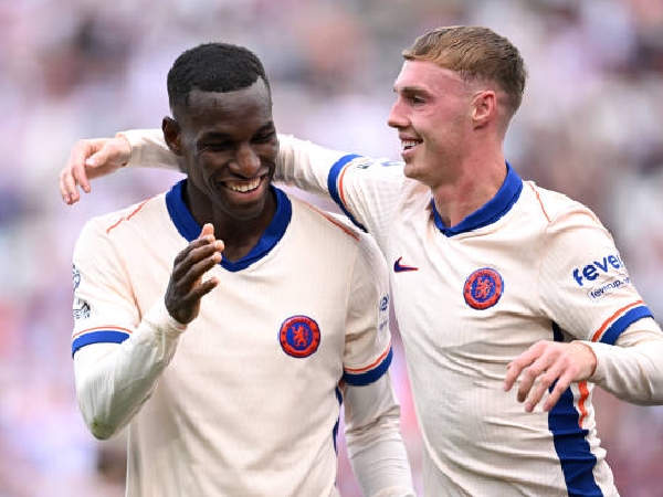 Striker Chelsea, Nicolas Jackson, mencetak dua gol ke gawang West Ham