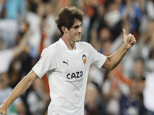 Gelandang incaran Tottenham