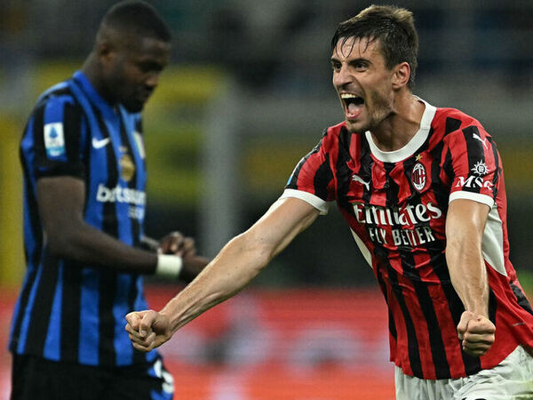 Menyusul penampilan apiknya bersama AC Milan pada musim ini, Matteo Gabbia bermimpi bisa mendapatkan kesempatan membela Timnas Italia / via Getty Images