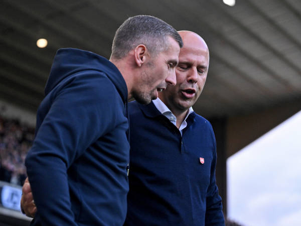 Arne Slot Sebut Taktik Gary O'Neil Bikin Liverpool Kesulitan di Awal Laga