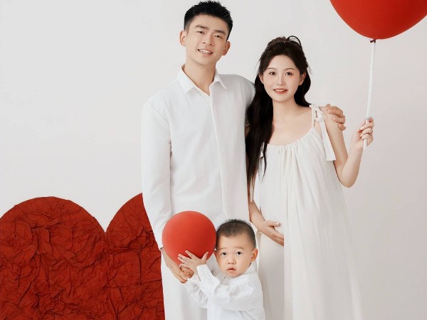 Juara Olimpiade Zheng Siwei Nantikan Kelahiran Putra Keduanya