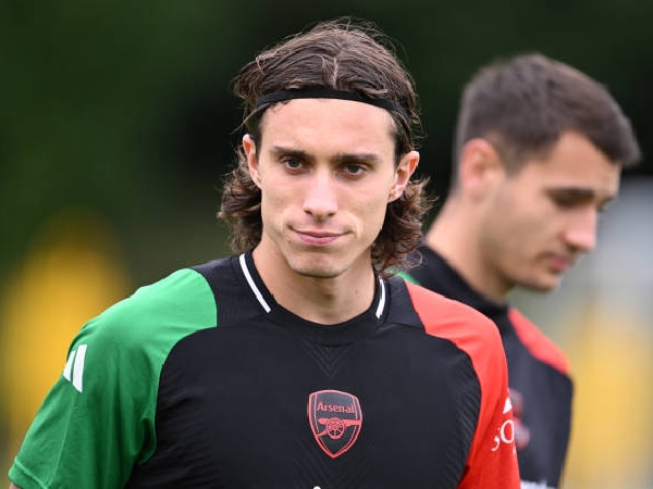 Bek Arsenal, Riccardo Calafiori