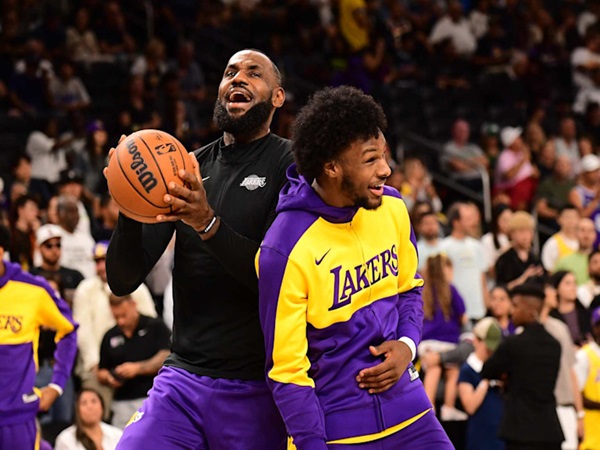 Anthony Davis Berikan Pujian untuk Bronny James