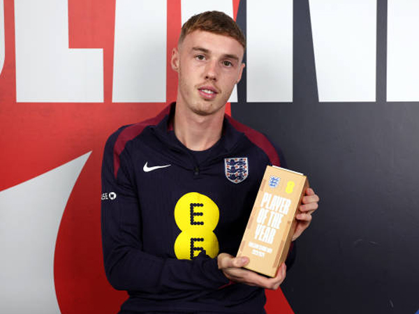 Cole Palmer Dinobatkan Sebagai Pemain Terbaik Inggris Musim 2023-24