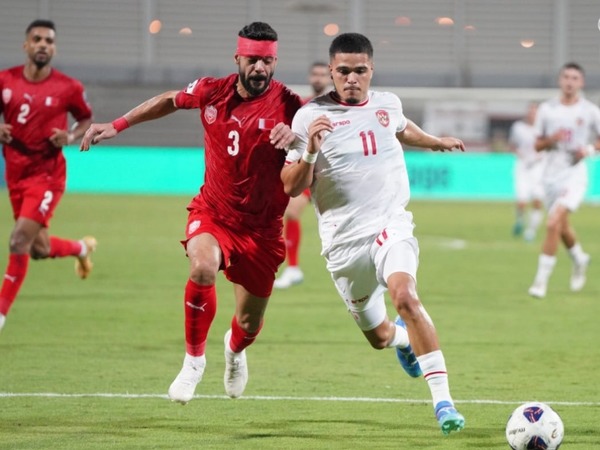 Penyerang timnas Indonesia, Ragnar Oratmangoen kontra Bahrain