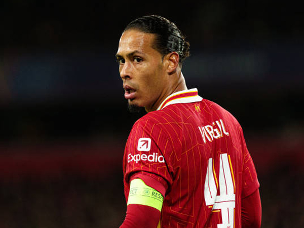 Virgil van Dijk Jelaskan Alasan Keputusan Pulang ke Liverpool Lebih Awal