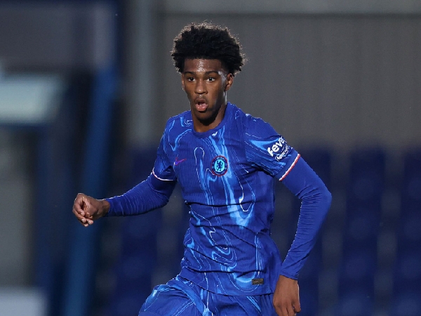 Real Madrid mengidentifikasi bek kanan Chelsea, Josh Acheampong