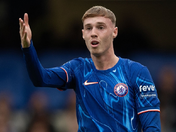 Cole Palmer dan Chelsea bersiap menghadapi Liverpool di Anfield