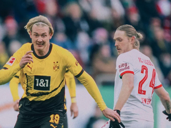 FC Augsburg vs Borussia Dortmund