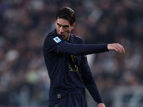 Arsenal membutuhkan penyerang ulung seperti Dusan Vlahovic