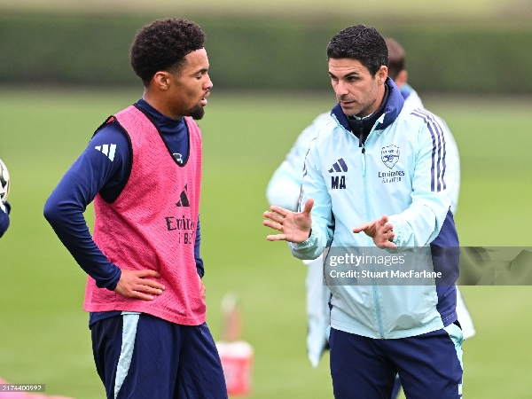Ethan Nwaneri dan manajer Arsenal, Mikel Arteta