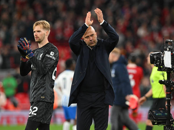 Bangkit dari Ketertinggalan, Arne Slot Bangga dengan Mentalitas Liverpool