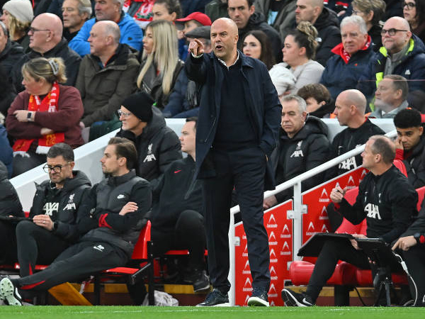 Liverpool Comeback, Slot Jelaskan Peran Penting Luis Diaz dan Curtis Jones