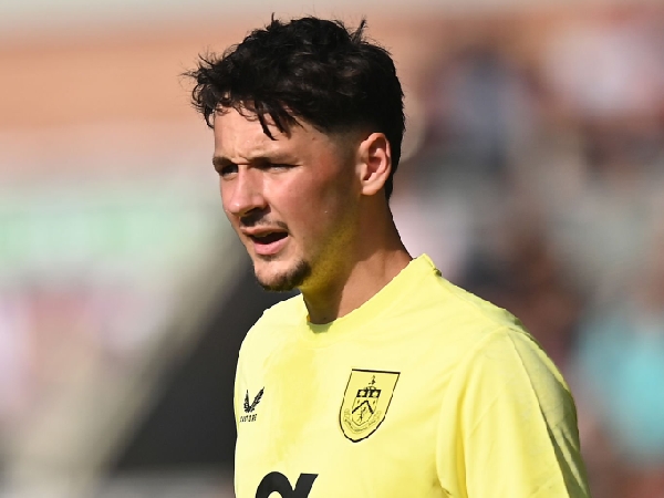 Kiper Burnley, James Trafford, jadi incaran Newcastle United