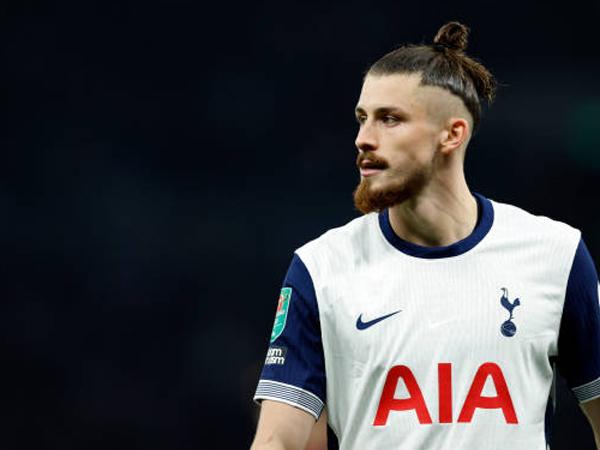 Tunggu Restu Tottenham, Juventus Pertimbangkan Pinjam Radu Dragusin
