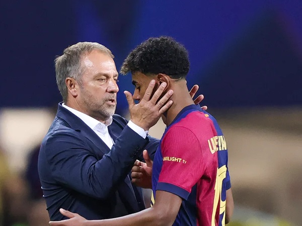 Hansi Flick Berikan Perkembangan Cederanya Lamine Yamal