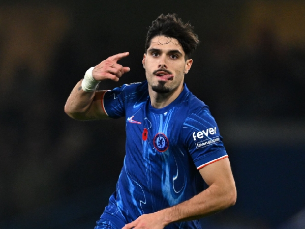 Pedro Neto membantu Chelsea mengamankan hasil imbang melawan Arsenal