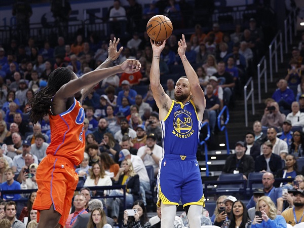 Stephen Curry akui masih belum siap hadapi Klay Thompson yang kini berseragam Mavericks.