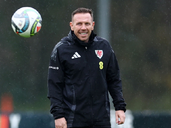 Pelatih Wales, Craig Bellamy