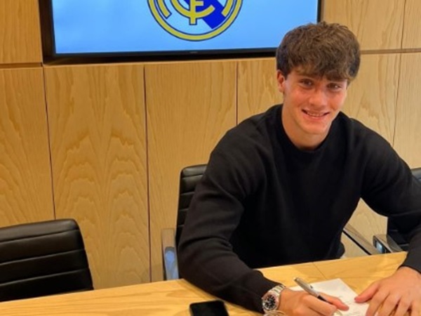 Real Madrid Berikan Penyerang Masa Depan Kontrak Baru