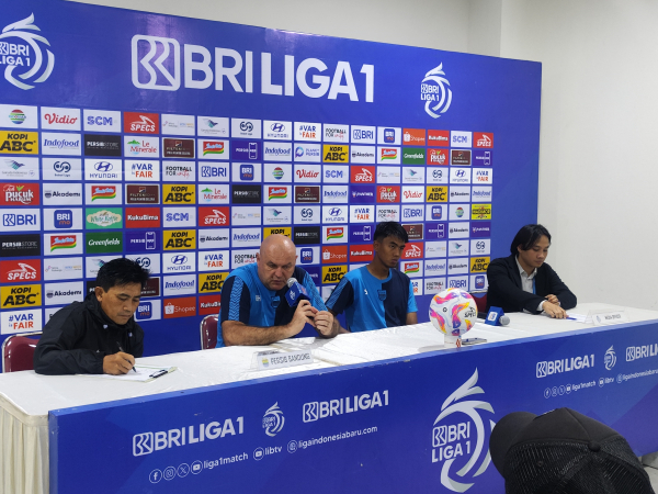 Bojan Hodak apresiasi peningkatan performa Kakang Rudianto