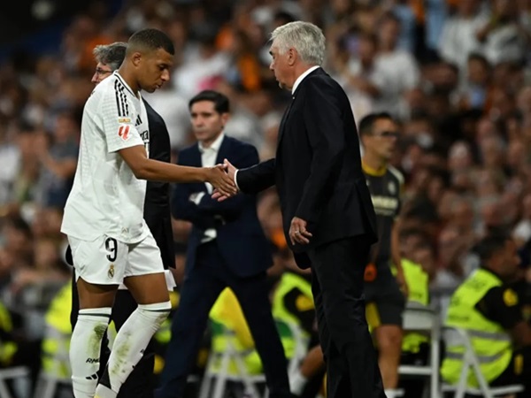 Carlo Ancelotti Pertimbangkan Geser Posisi Mbappe