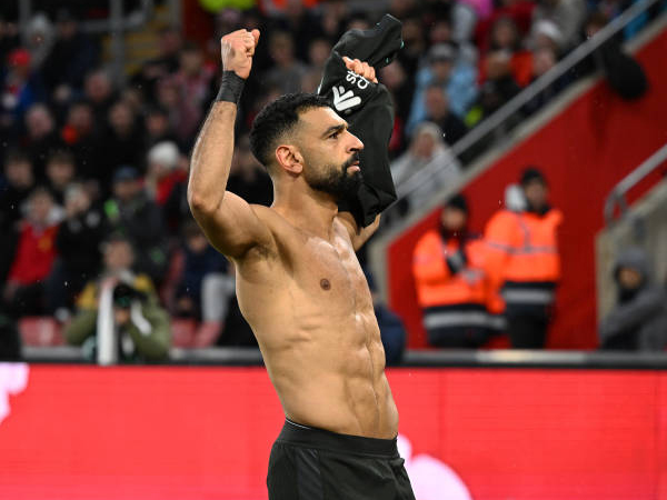 Liverpool Kokoh di Puncak, Arne Slot Puji Kontribusi Istimewa Mohamed Salah