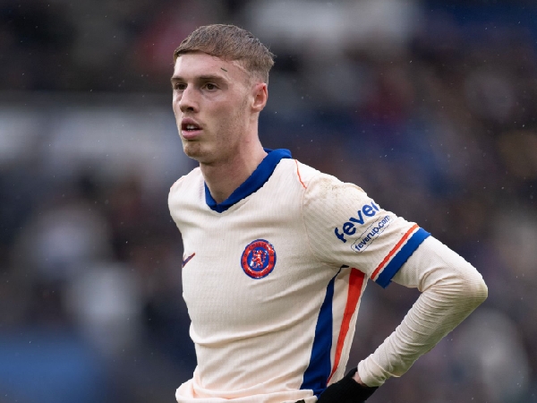 Cole Palmer dipuji oleh mantan pemain Chelsea, Gianfranco Zola