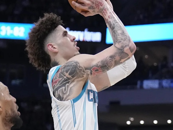 Charles Lee Beri Pujian ke Lamelo Ball meski  Dikalahkan Magic