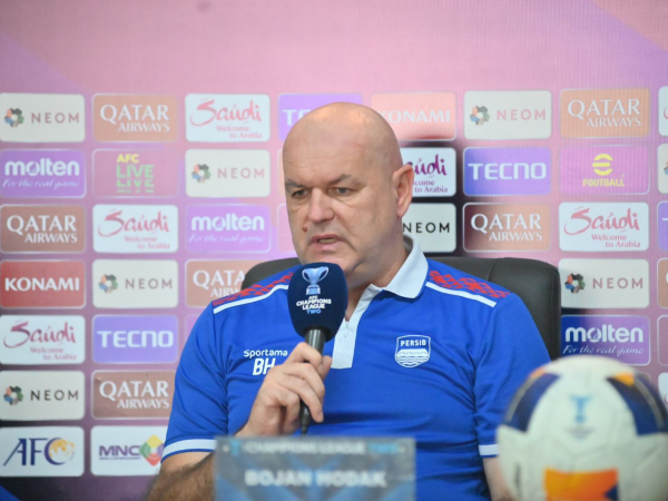 Pelatih Persib, Bojan Hodak