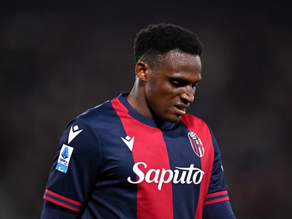 Barcelona Terus Memantau Perkembangan Bek Bologna