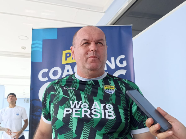 Pelatih Persib, Bojan Hodak